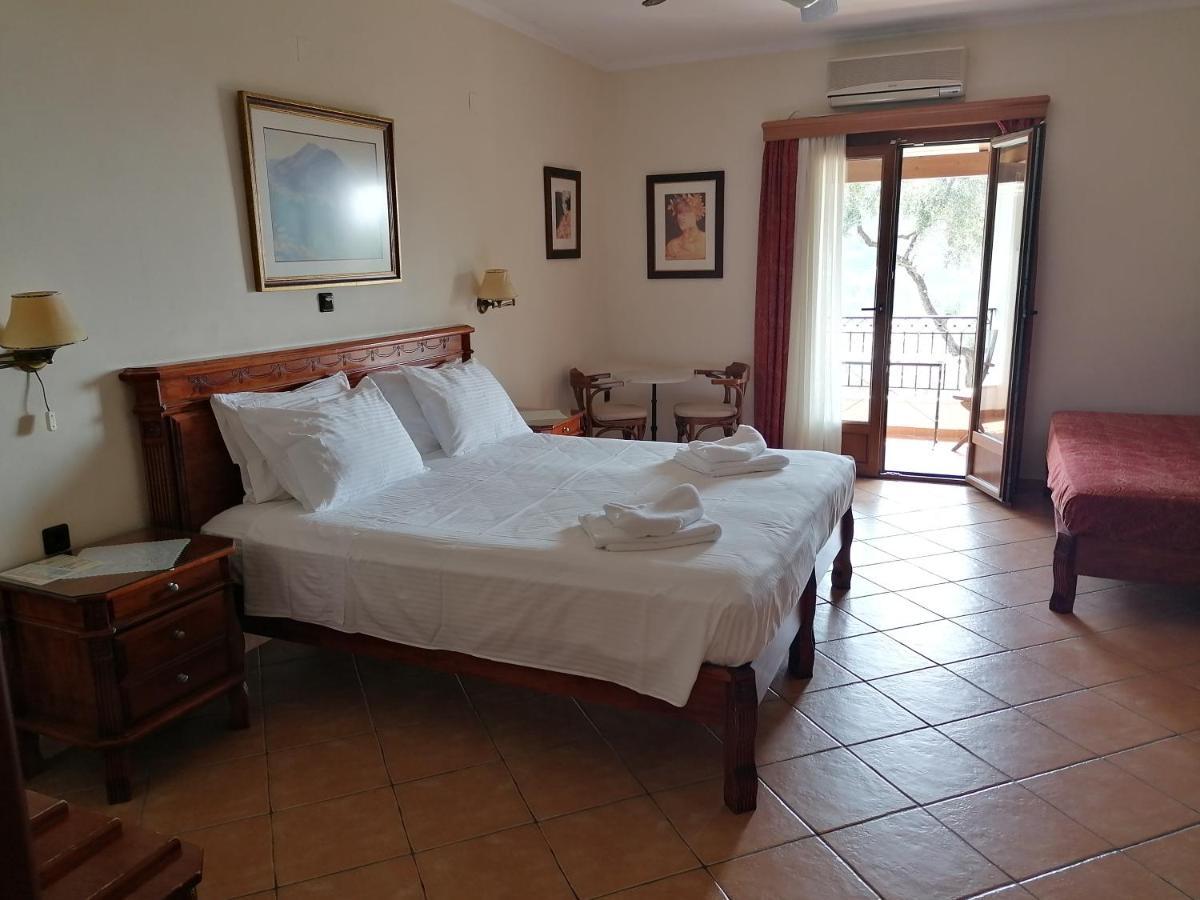 Magda'S Hotel Apartments Parga Exterior photo