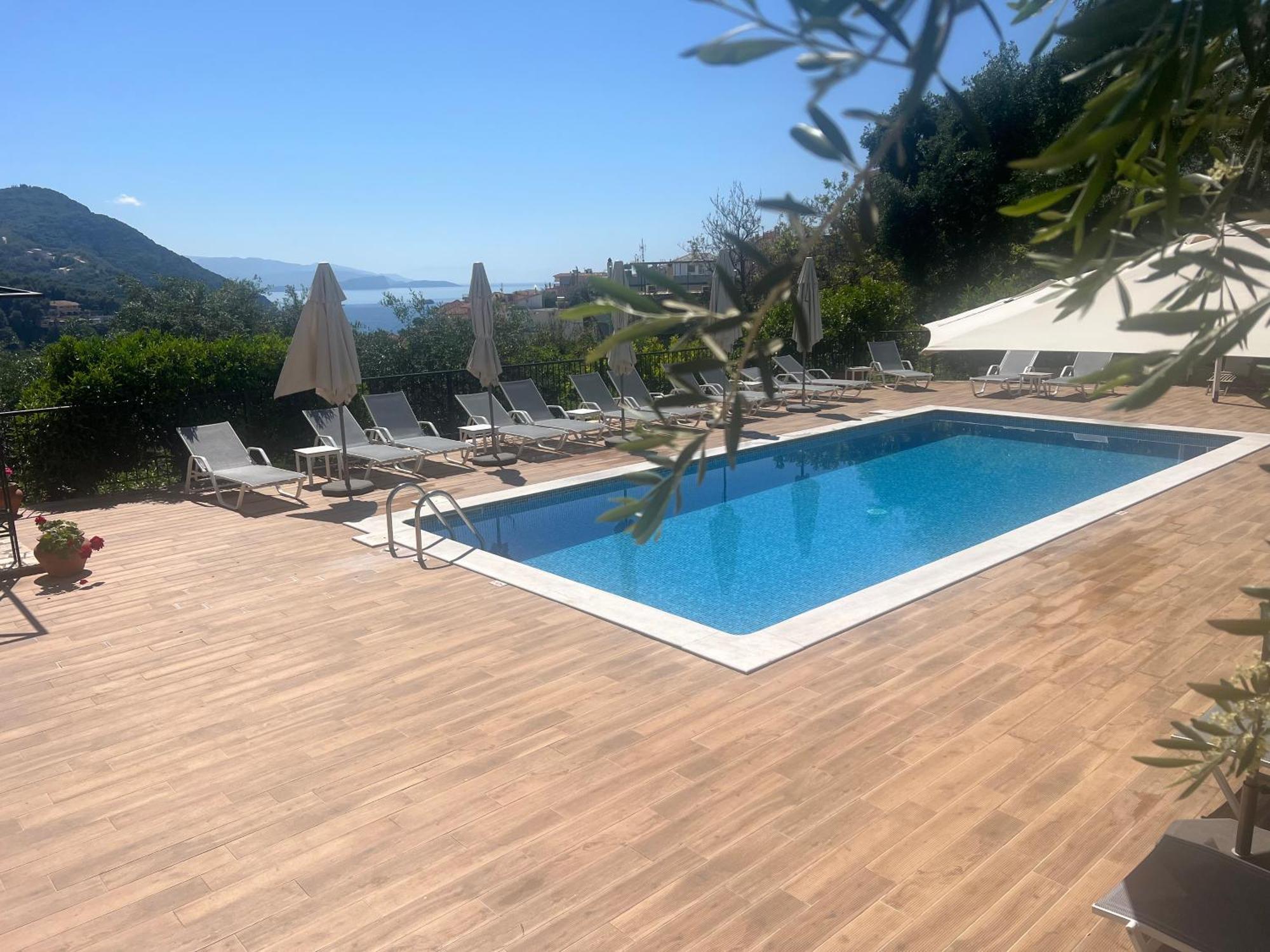 Magda'S Hotel Apartments Parga Exterior photo